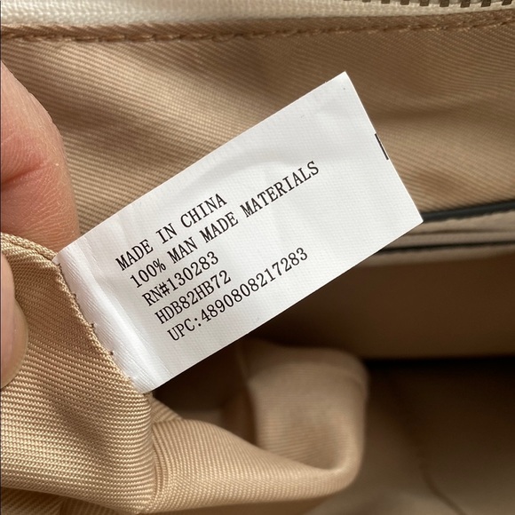 Dana Buchman Pink and White Floral Shoulder Bag with Silver Accents - Picture 7 of 13